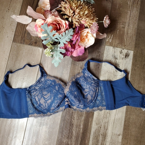 Wacoal Women's Blue and Gray Lace Underwire Bra Size 34C EUC - Picture 10 of 16